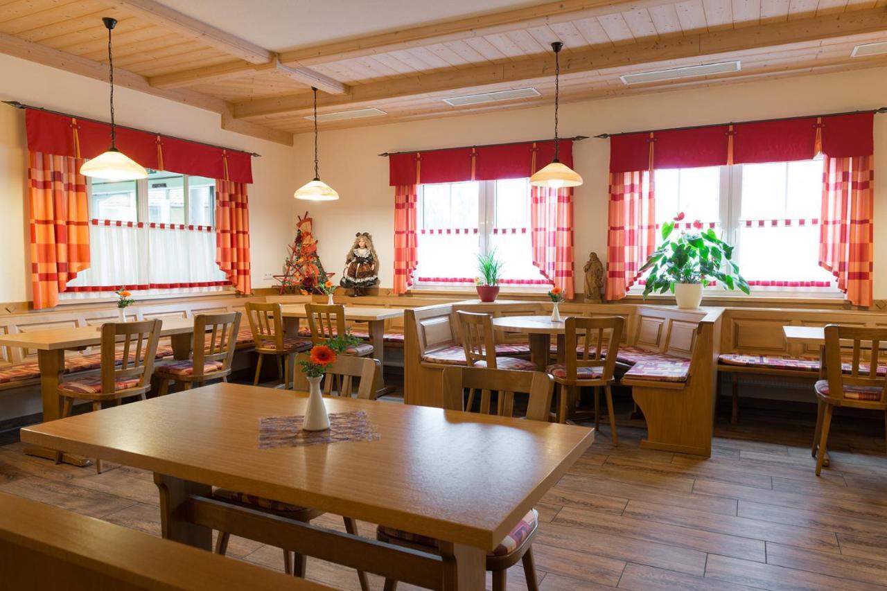 Gollhofen Gasthaus Zum Stern מראה חיצוני תמונה