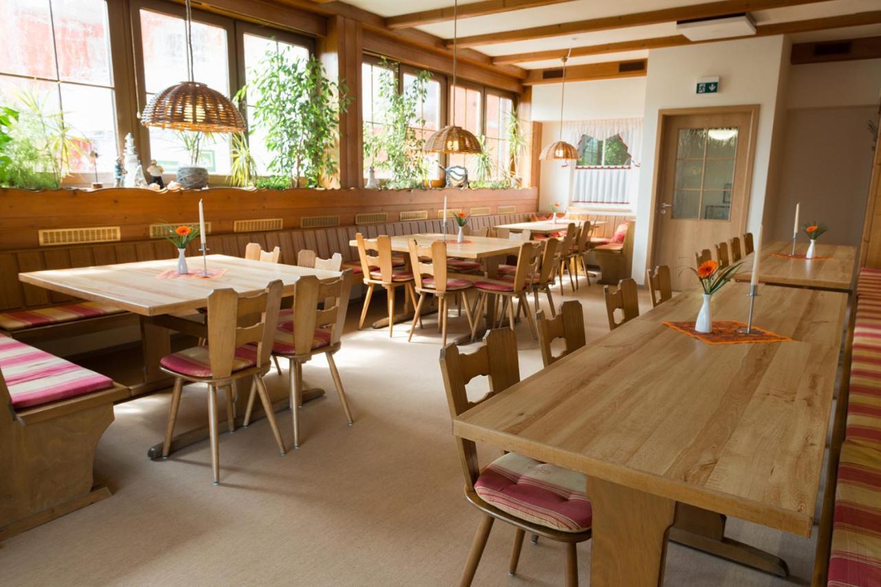 Gollhofen Gasthaus Zum Stern מראה חיצוני תמונה